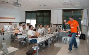 Curso Básico Programación iOS En plena faena en el Curso Básico Programación iOS