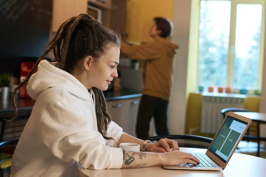 Cómo ser un freelancer exitoso para diseño y desarrollo web: Averígualo 1 Cómo ser un freelancer exitoso para diseño y desarrollo web