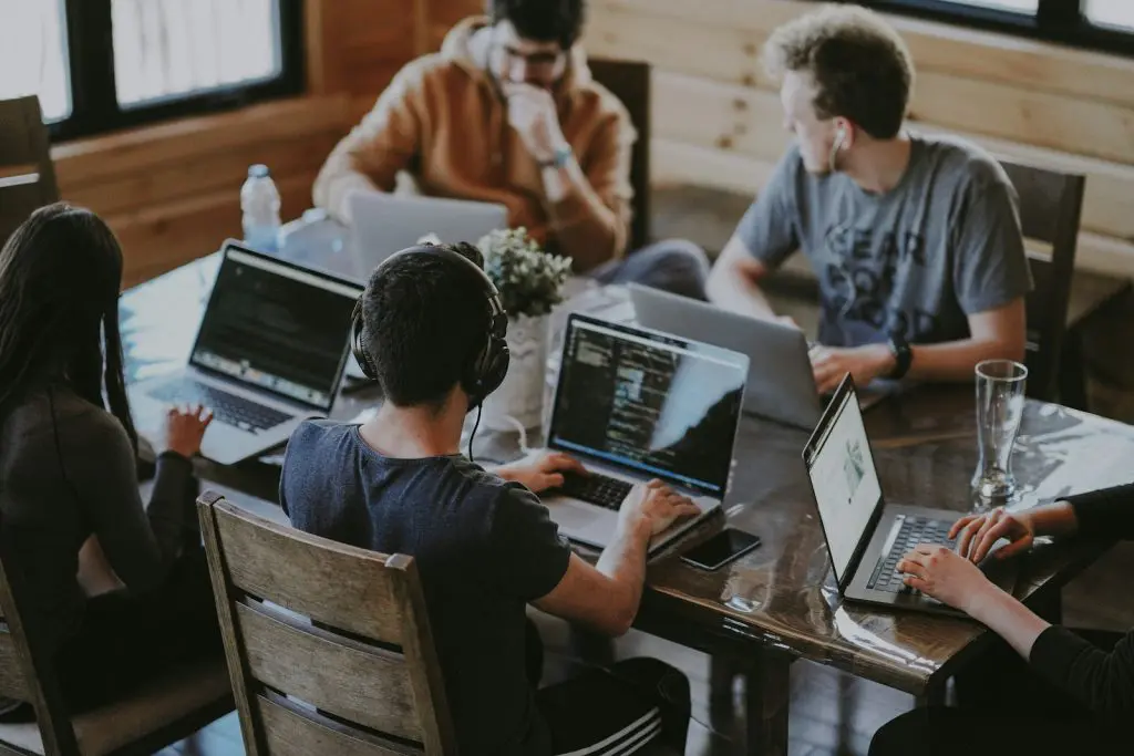 ¿Qué es un bootcamp y cuáles son sus beneficios? 1 qué es un bootcamp