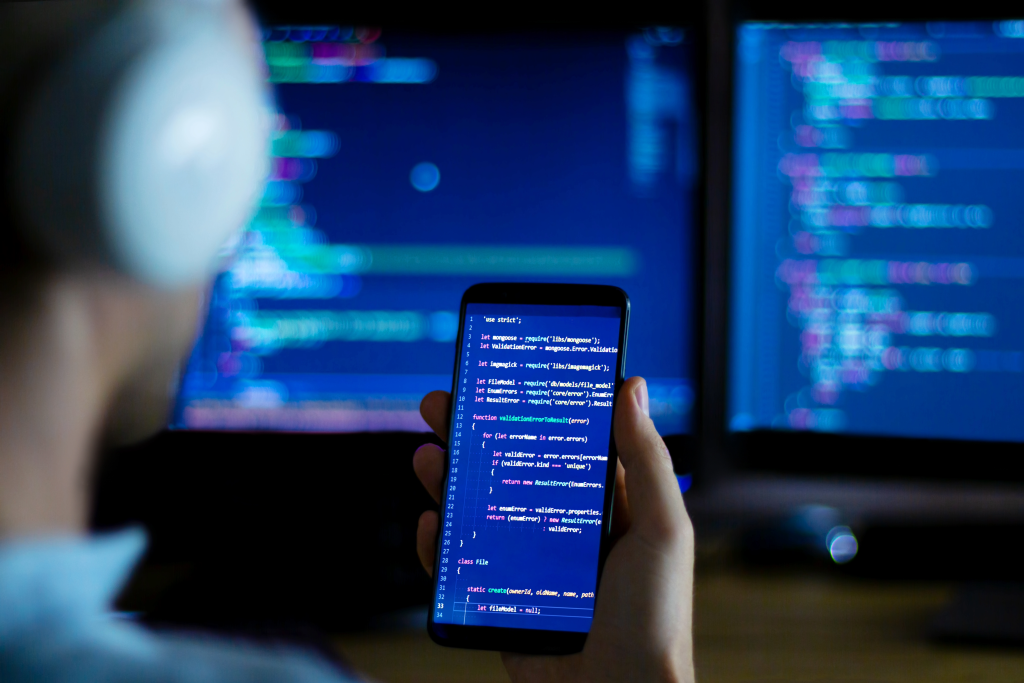 MVVM vs MVI en Android: Claves para elegir el patrón ideal para tu app 1 MVVM vs MVI en Android