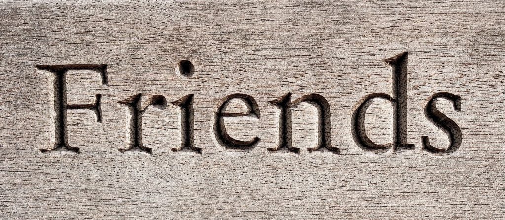La palabra "Friends" escrita con tipografía serif