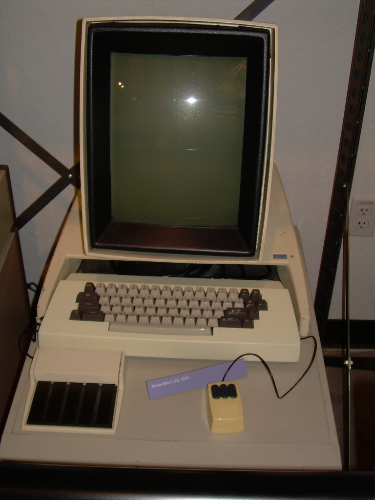 Primeros ordenadores en usar una interfaz: Xerox alto