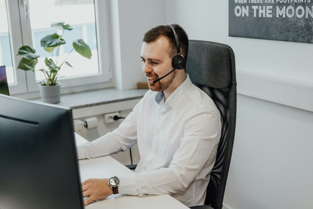 Futuro profesional de los teleoperadores: Cómo reconvertirse al mundo tecnológico 1 futuro profesional de los teleoperadores