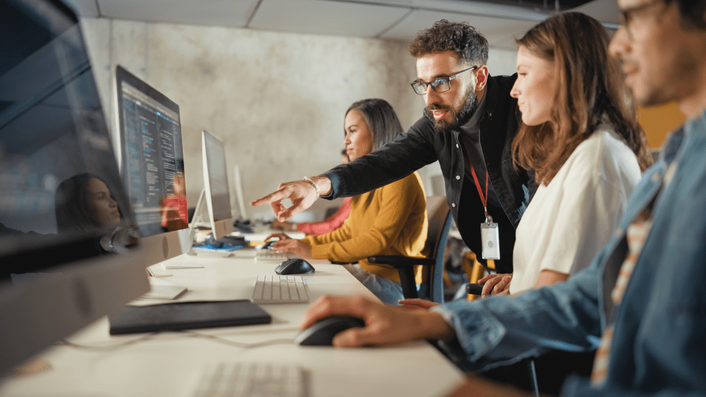 Salario de un programador junior en España: expectativas reales para tu primer trabajo 2 Salario programador junior en España