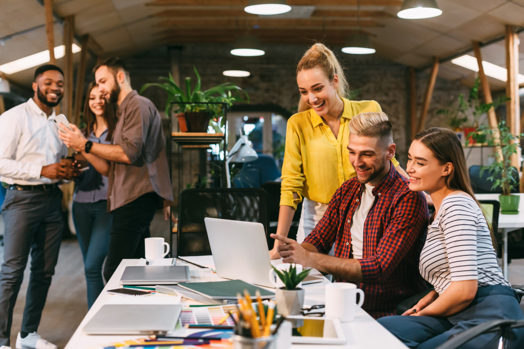 Empleabilidad en MKT Digital con IA en Colombia